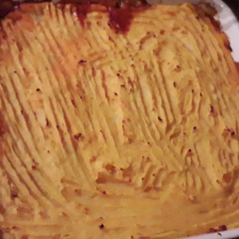 Shepherds pie in dish